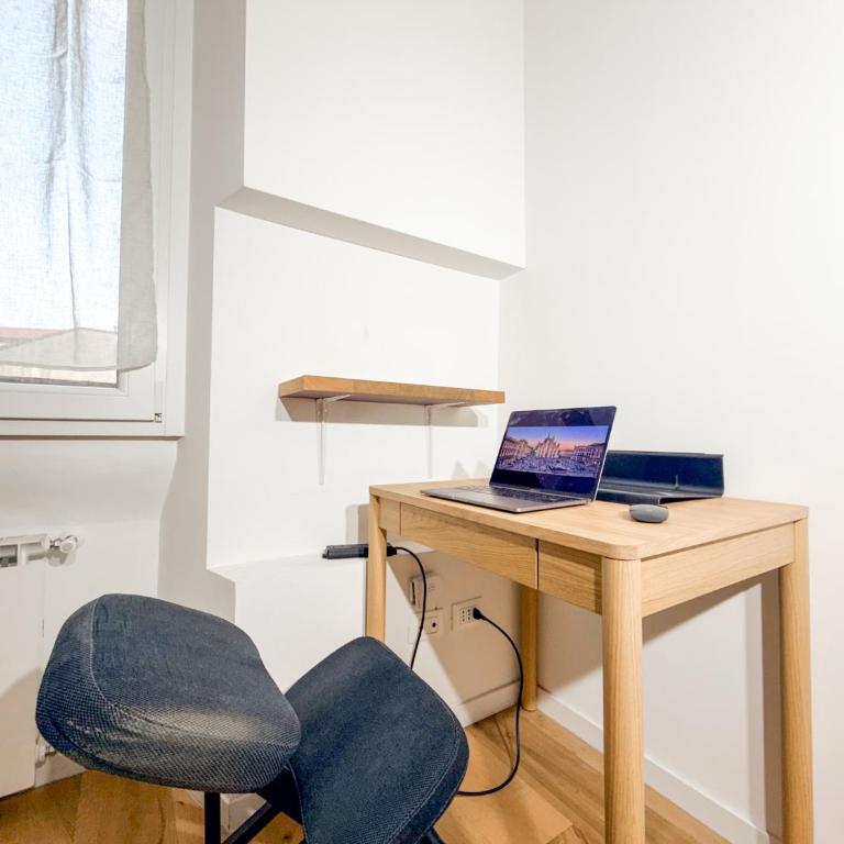 Modern Two-Room Apartment with Balcony 2km from the Center - Appartamento con 1 Camera da Letto e Balcone - 12