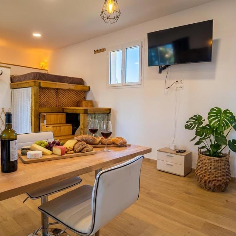 Villa Sitges El Ranch Amaizing Outdoor Areas Beaches at 5 minutes walk Sitges at 15 min drive AC Pool Jacuzzi & Garden XXL - Villa - 49