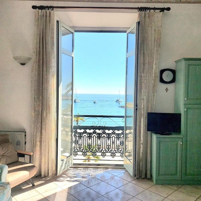 Cozy studio with sea view - Sea view and Wi-Fi - Appartamento con 1 Camera da Letto - 4