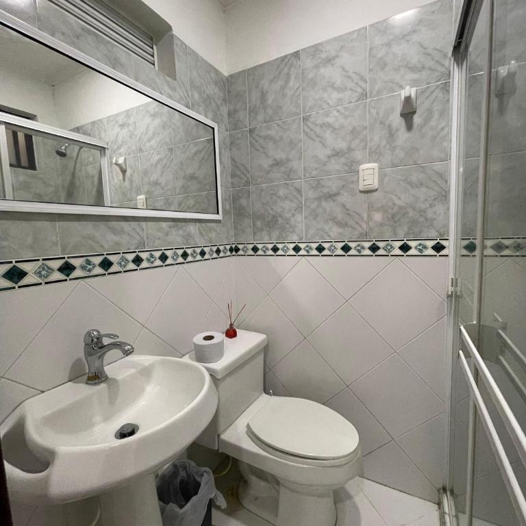 Two Bedroom Apt in Laguito - Apartamento de 2 dormitorios - 5