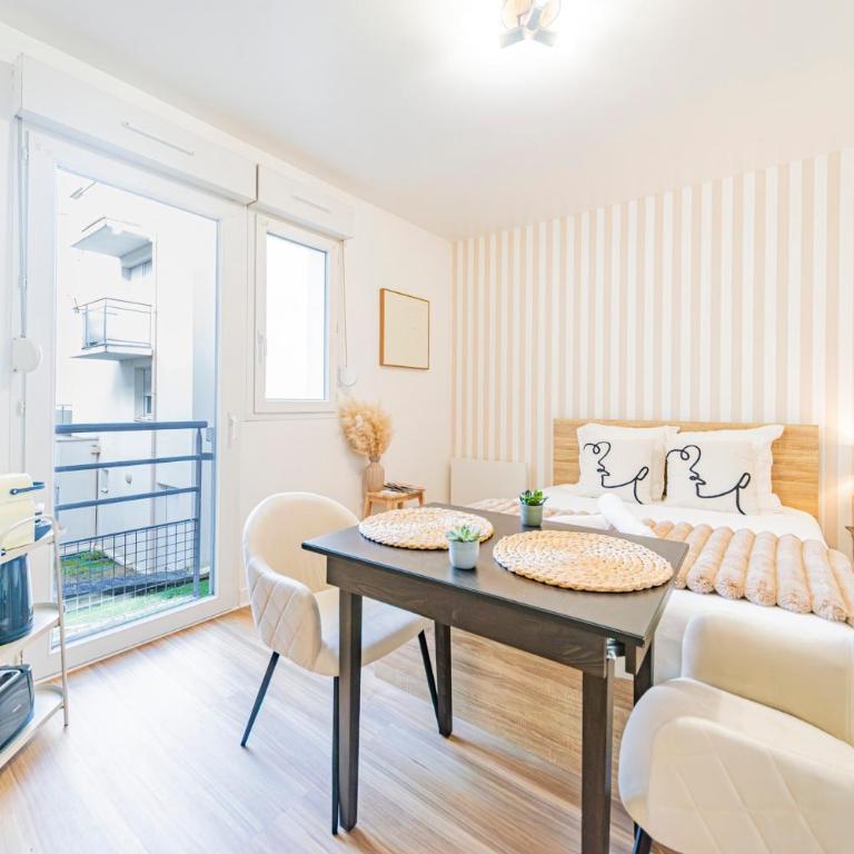 L'Escale Tourangelle - Proche de la Gare - One-Bedroom Apartment - 1