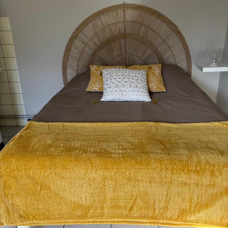 Gîtes Ruraux à La Ferme D'Antan - Appartement 1 Chambre - Vue sur Jardin - 2