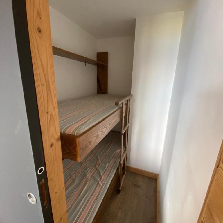 Chez Romy - Three-Bedroom Apartment - 3