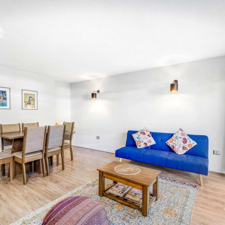 Thayer Home Apartment near Costanera y MUT - Room #1583850201 - 12