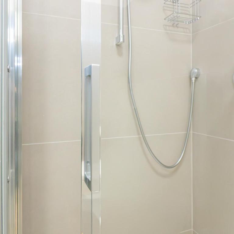Riva RealEstate - Lake Central Suite - Appartamento con 1 Camera da Letto - 7