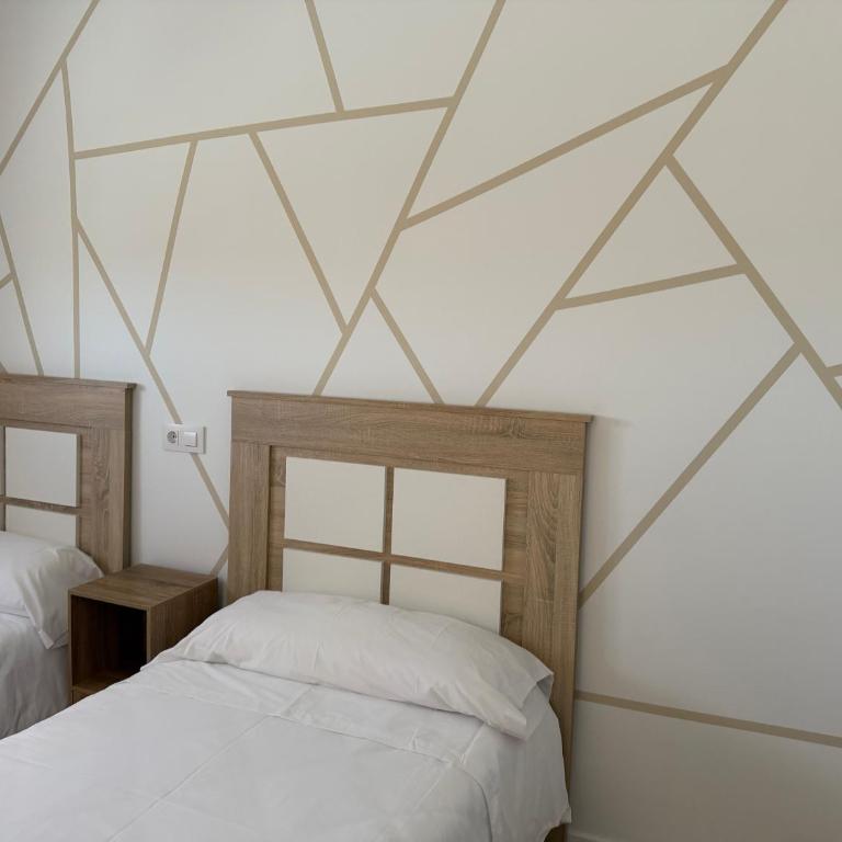 Hostal Gran Capitán - Habitación Doble con baño privado - 5