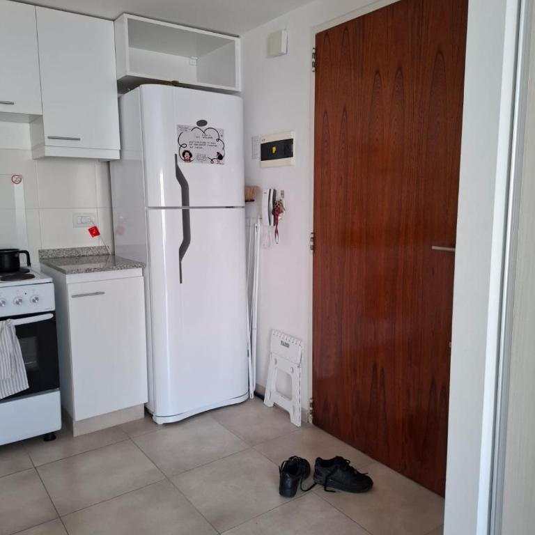 Gina - Room #1583868001 - 6