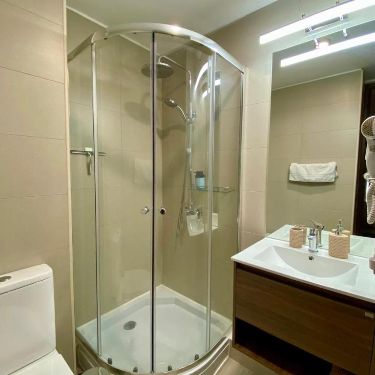 Elegante dpto en el centro, Alta Vista - Two-Bedroom Deluxe Apartment with Balcony - 11