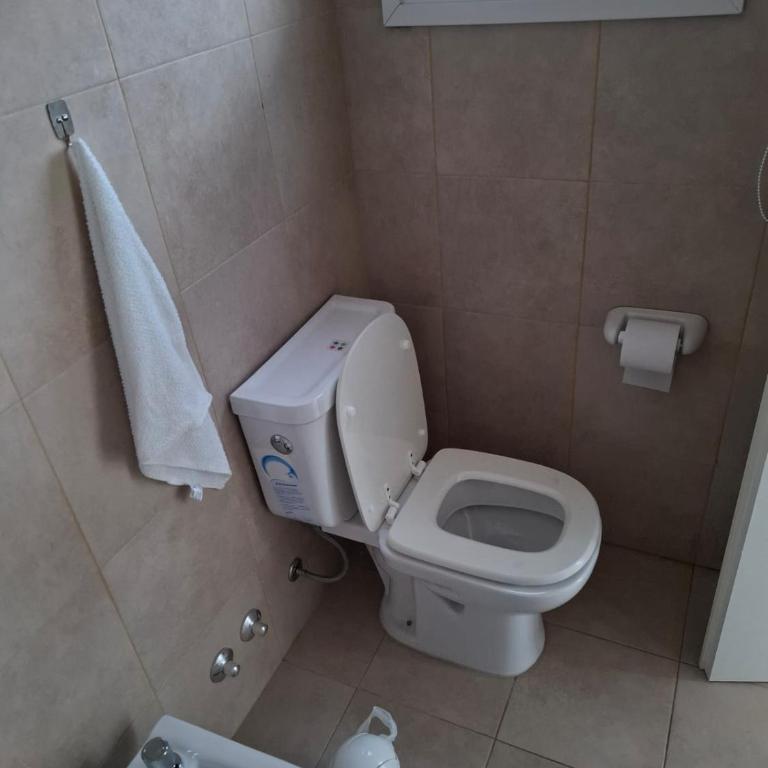 Gina - Room #1583873901 - 1