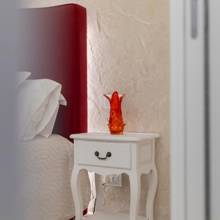 Aurum Pompei Suites - Camera King con Balcone - 12