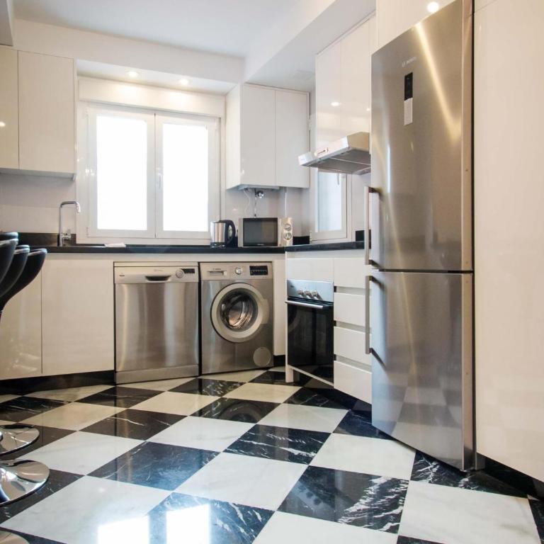 Holidays2Malaga Cuarteles Premium AACC Central - Apartamento de 3 dormitorios - 38