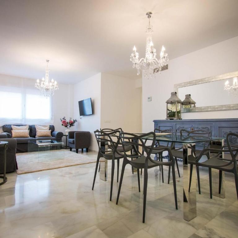 Holidays2Malaga Cuarteles Premium AACC Central - Apartamento de 3 dormitorios - 37