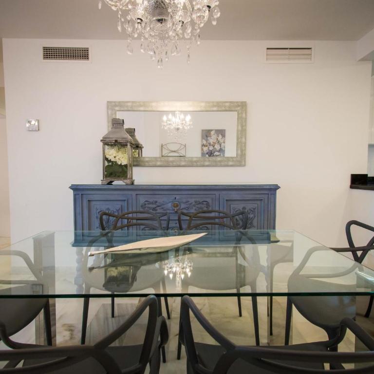 Holidays2Malaga Cuarteles Premium AACC Central - Apartamento de 3 dormitorios - 33