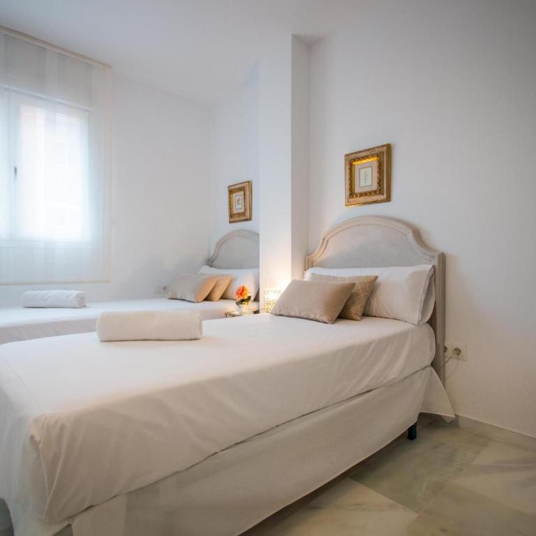 Holidays2Malaga Cuarteles Premium AACC Central - Apartamento de 3 dormitorios - 26