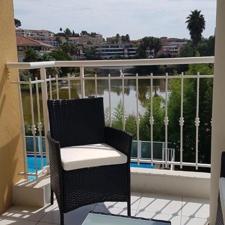 Agréable appartement - vue lac et piscine - Appartement Familial 2 Chambres - 9