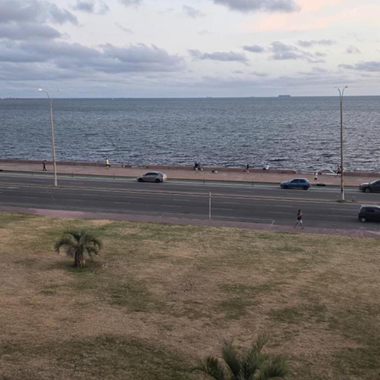 Frente al mar - Two-Bedroom Apartment - 77