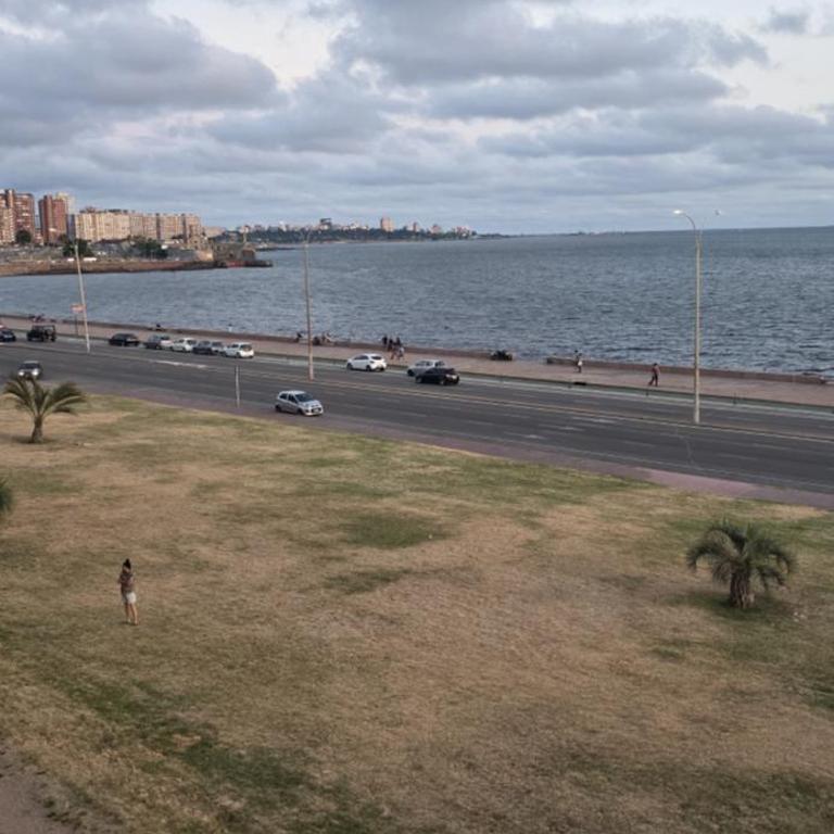 Frente al mar - Two-Bedroom Apartment - 84