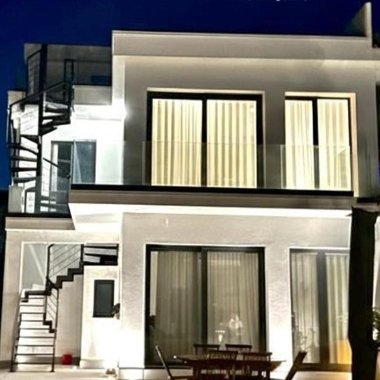 Sky & Sand Holiday Home - Casa con 3 Camere da Letto - 42