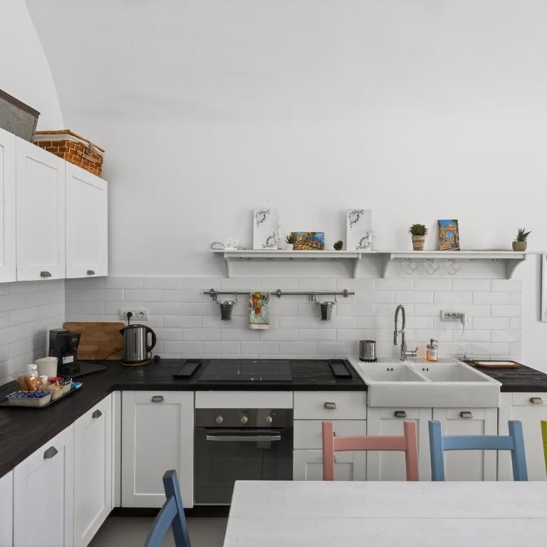 A Casa di Anna - Appartamento con Balcone - 12