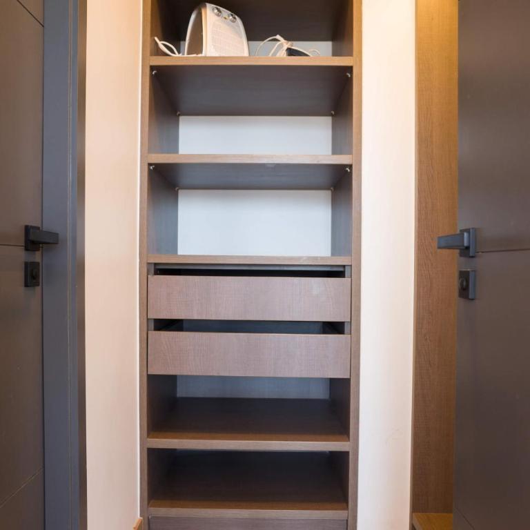 Relajate en Las Condes 2D2B totalmente equipado - Apartment - 23