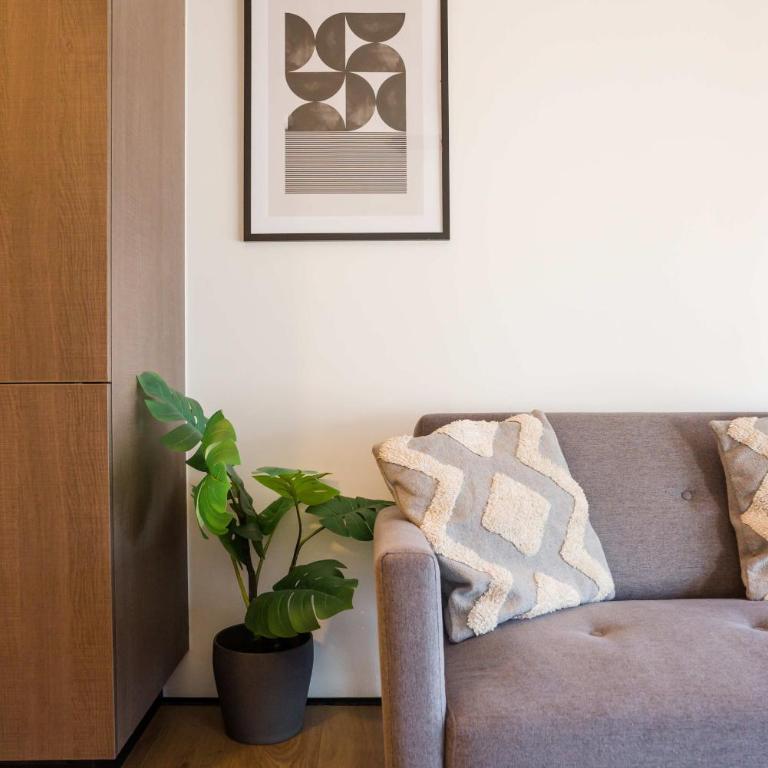 Relajate en Las Condes 2D2B totalmente equipado - Apartment - 14