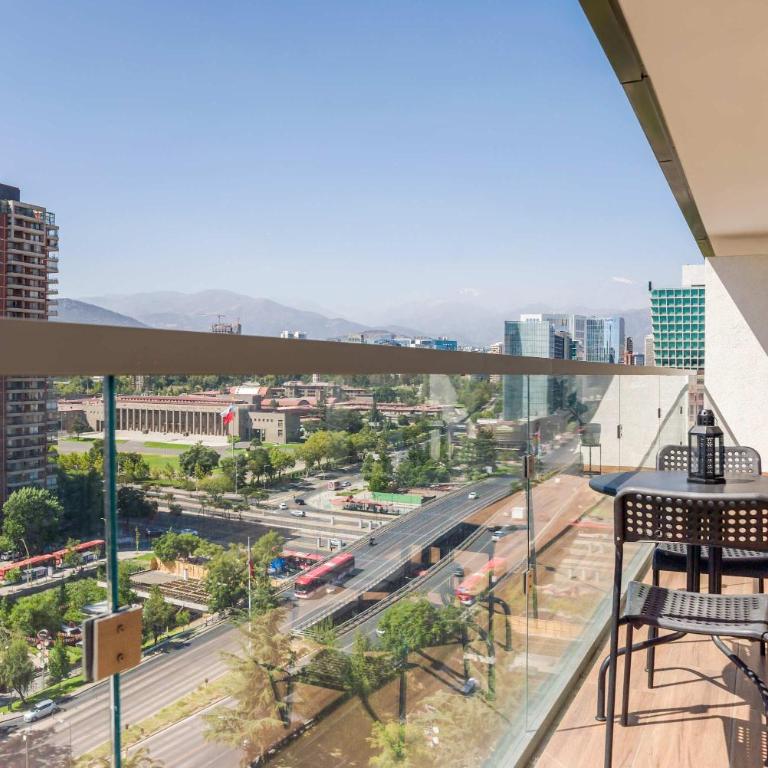 Relajate en Las Condes 2D2B totalmente equipado - Apartment - 8