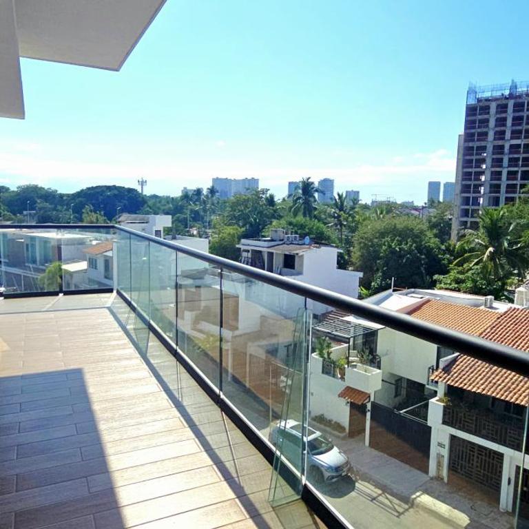 Luxury Condo Residencial Area Close to Everything - Apartamento de 2 dormitorios - 21