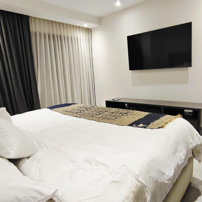 Luxury Condo Residencial Area Close to Everything - Apartamento de 2 dormitorios - 16