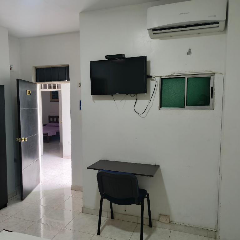 Hotel BSJ Neiva - Habitación Doble Estándar con ventilador - 5