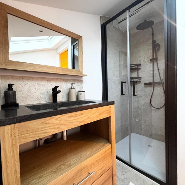 #Sète Duplex design Centre Clim & WiFi - Appartement 1 Chambre - 12