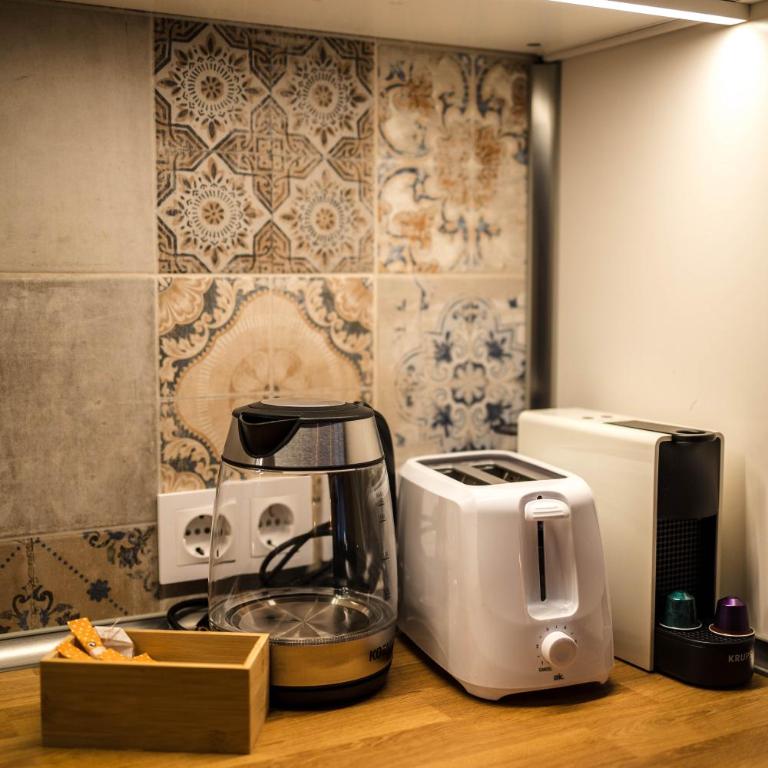 Canoa Studio Valencia - Studio Apartment with One Double Bed - 11