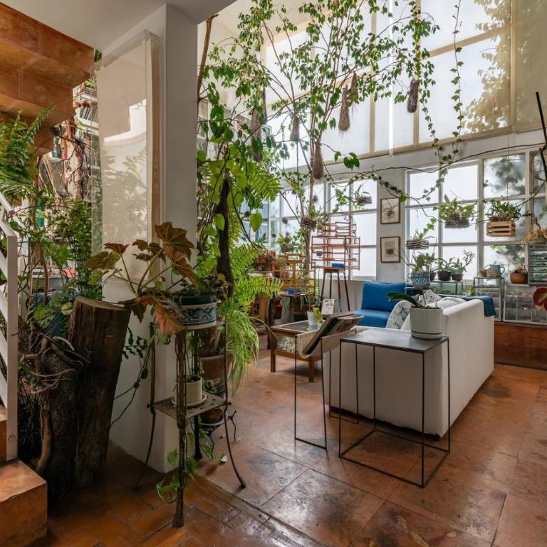 MrW Artist's Atelier Orchid Oasis 3Br House - Three-Bedroom House - 18