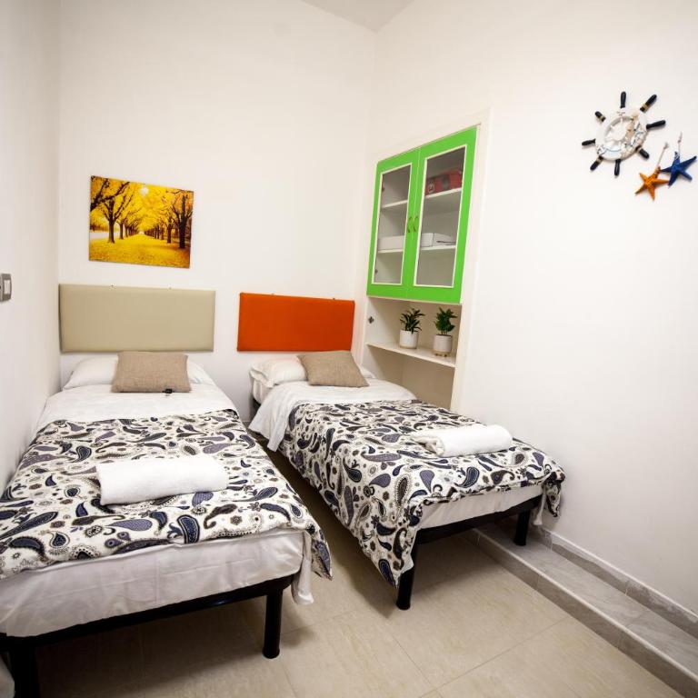 Cosmo Terzo GuestHouse Roma - Camera Budget Doppia con Letti Singoli - 25