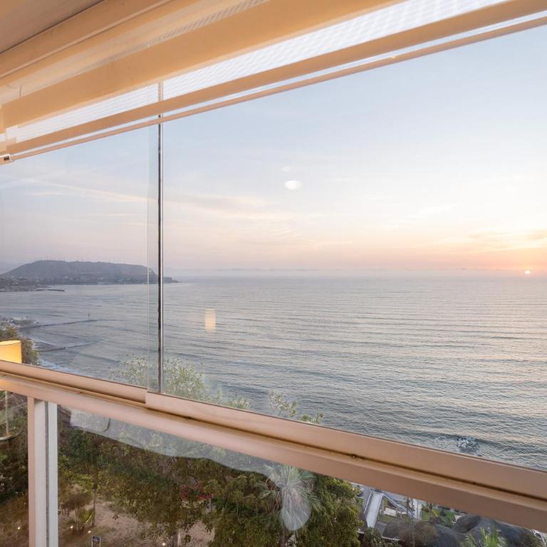 ALU Luxe - Premium Oceanfront Apartments Larcomar - Four-Bedroom Deluxe Apartment - 22