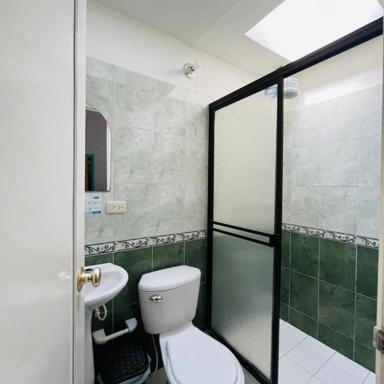 Hostal Colombia plaza - Room #1583925102 - 3