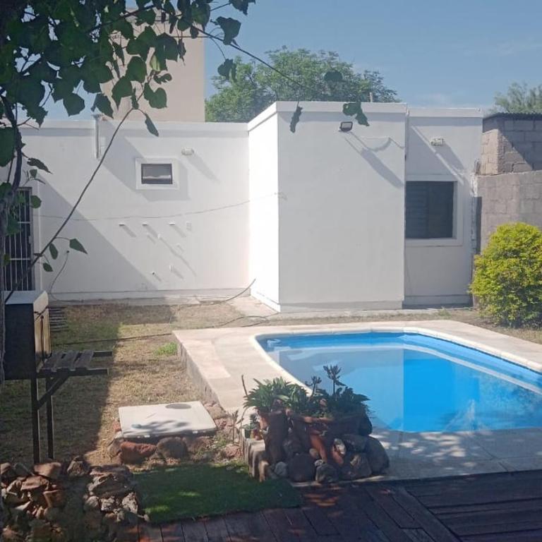 Casa con piscina La Rioja - Two-Bedroom House - 4
