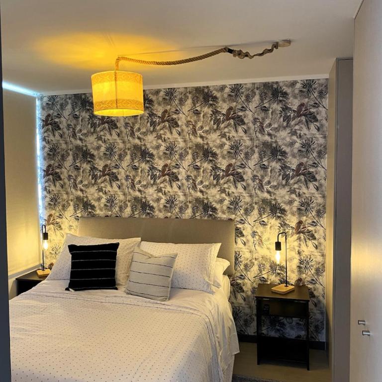 Depto para 3 a pasos de la Moneda Paseo Bulnes y Metro D708 - One-Bedroom Apartment - 1