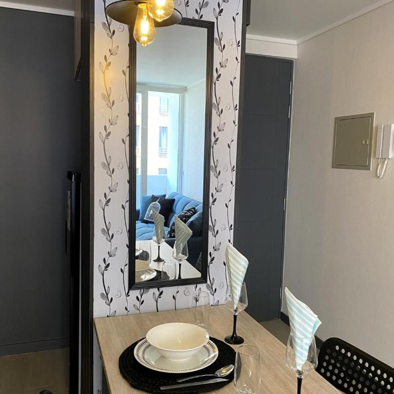 Depto para 3 a pasos de la Moneda Paseo Bulnes y Metro D708 - One-Bedroom Apartment - 7