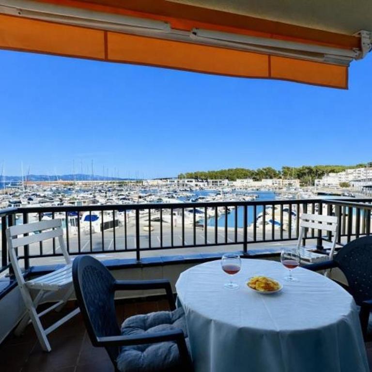Apartamento con terraza y vistas al puerto en L'Escala - HISP-7-78 - Apartment - 20