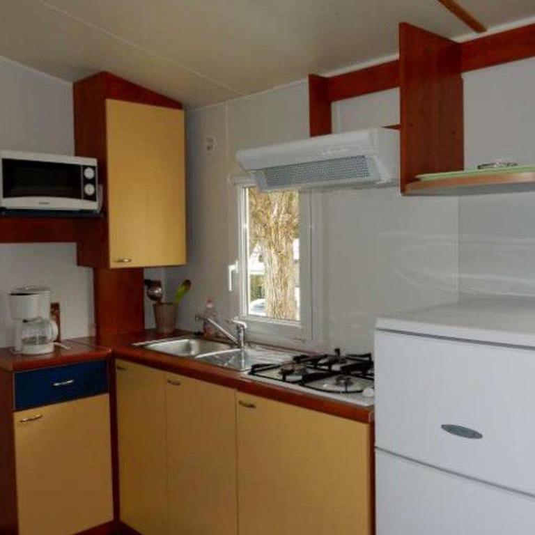 Mobil home 4 pers avec terrasse à Tallard - Mobile Home - 4