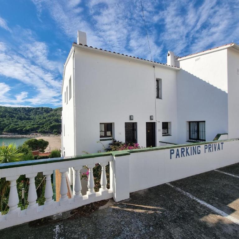 Encantador apartamento a 50m de Cala Montgó con 2 dormitorios y parking privado en L'Escala - HISP-236-173 - Appartement - 5