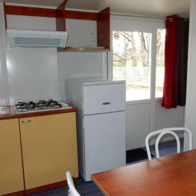 Mobil home 4 pers avec terrasse à Tallard - Mobile Home - 18
