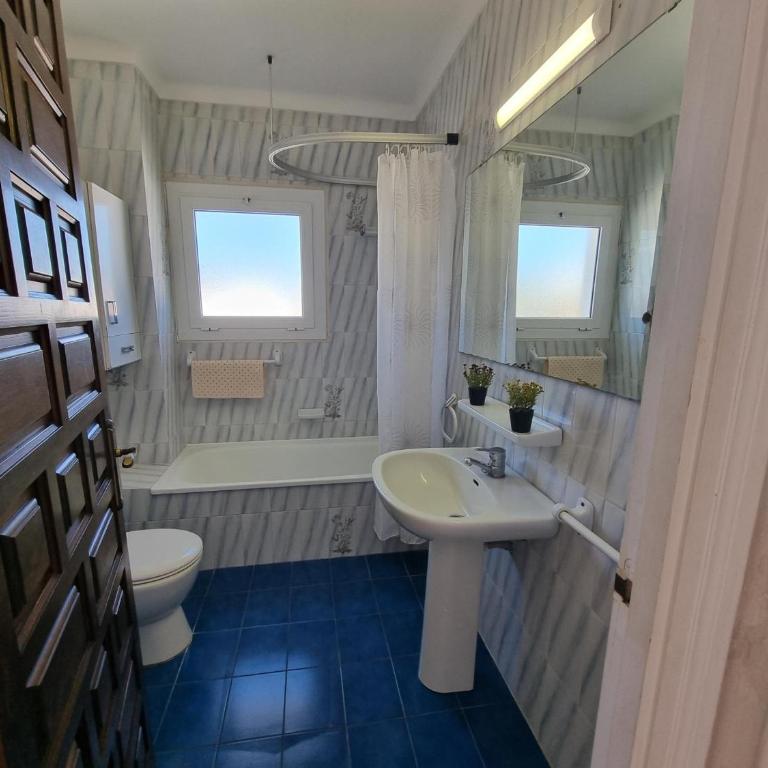 Encantador apartamento a 50m de Cala Montgó con 2 dormitorios y parking privado en L'Escala - HISP-236-173 - Appartement - 18