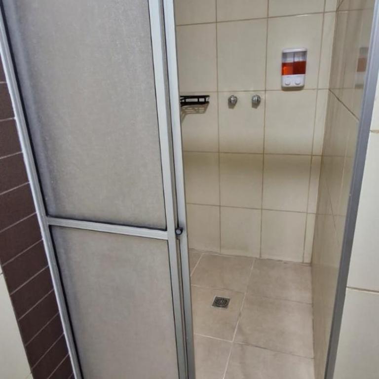 Depto familiar, grupos grandes en zona exclusiva - Three-Bedroom Apartment - 2