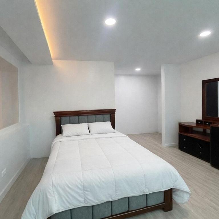 Spacious modern and cozy house - Room #1583974801 - 2