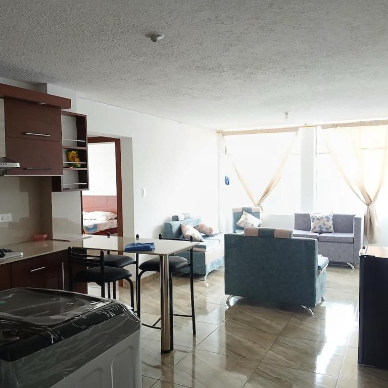 Apartamento Céntrico 3 Habitaciones - Room #1583975101 - 5