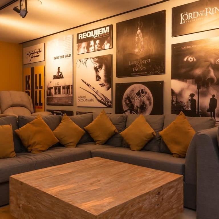 Beautiful and Centric 1BR PH Private Pool - Apartment - 25