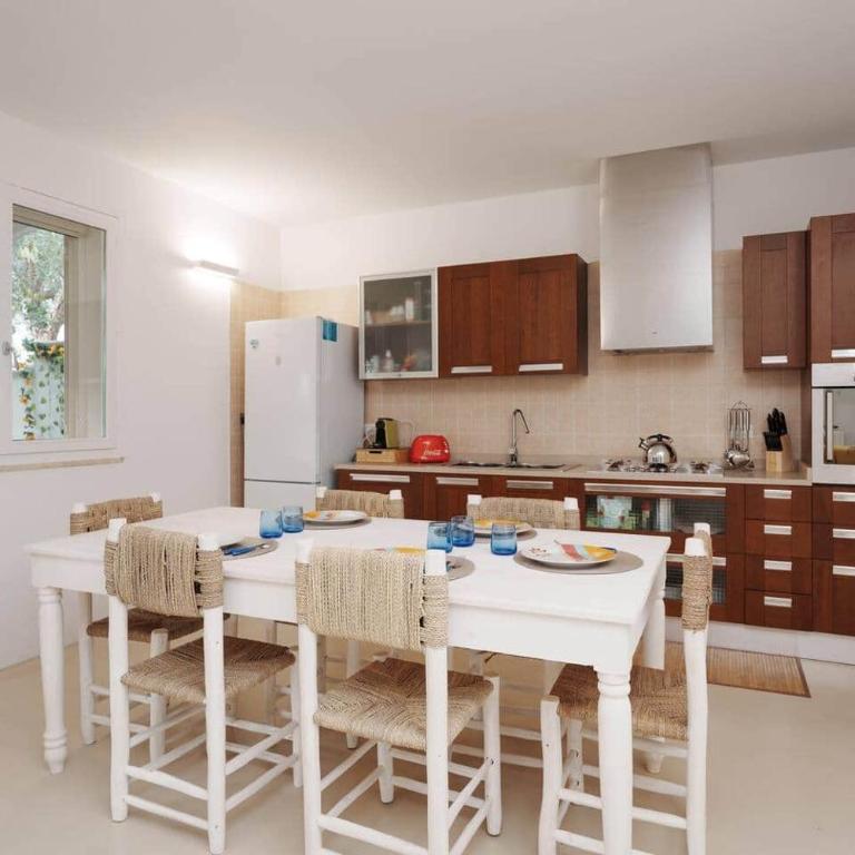 White House – Villa con Jacuzzi e Posto Auto - Villa con Vista Giardino - 7