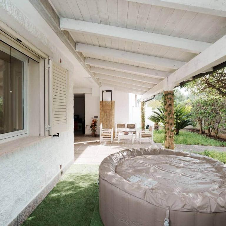 White House – Villa con Jacuzzi e Posto Auto - Villa con Vista Giardino - 23