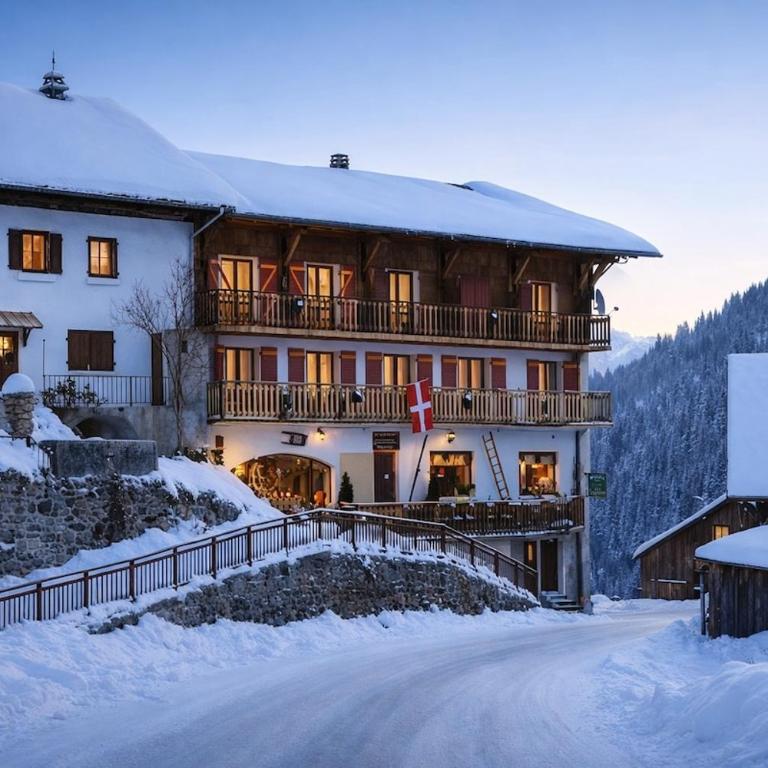 Splendid ski-in,ski-out historical chalet! - Chalet - 1